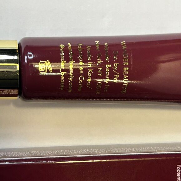 Wander Beauty Unlashed Volume & Curl Mascara in Tarmac Black 0.31oz 9g - Picture 3 of 3